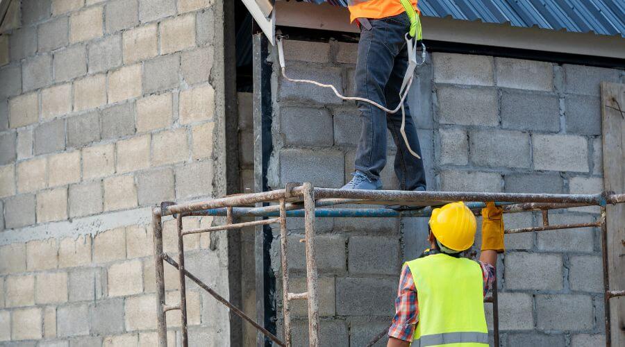 Professional gutter cleaning in French Lick, IN
